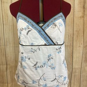 New! Embroidered tank top